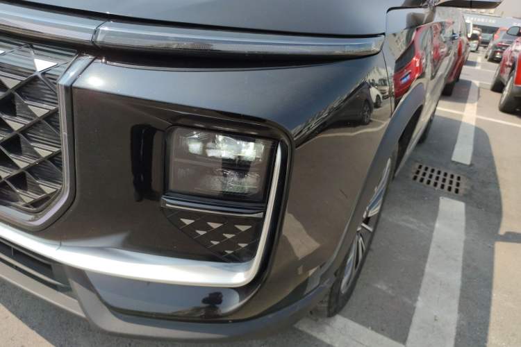 Used JETOUR Shanhai L9 2024 1.5TD 2DHT Air 7-Seater Left Front Headlight