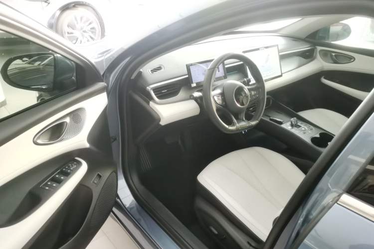 Used BYD Seal 05 DM-i 2025 DM-i Intelligent Drive 120KM Flagship Model Driver Seat