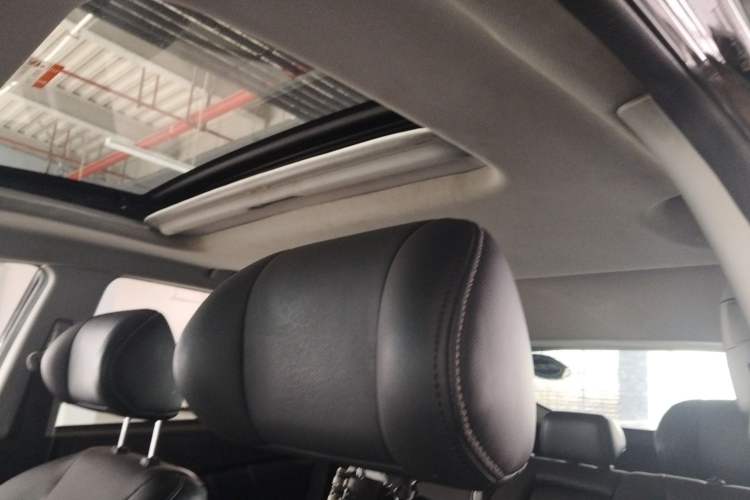 Used Luxgen U6 SUV 2015 1.8T Fashion Edition Headliner