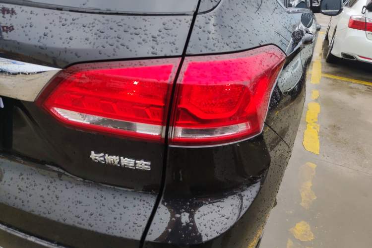 Used Haval H6 Coupe 2020 Smart Connect Version 1.5T Automatic Two-Wheel Drive Elite Model Exterior 3