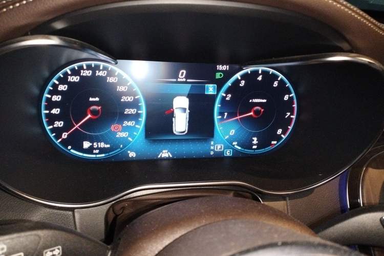 Used Mercedes-Benz GLC 2021 GLC 300 L 4MATIC Dynamic Model Instrument Cluster