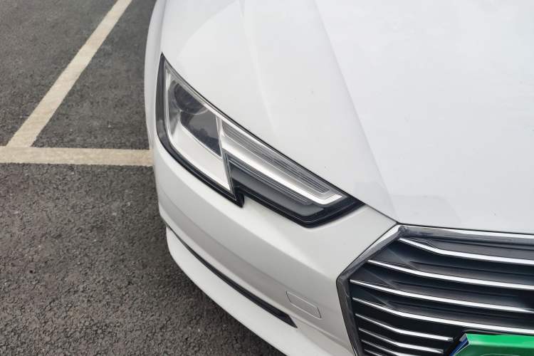 Used Audi A4L 2017 Plus 40 TFSI Ambition Model