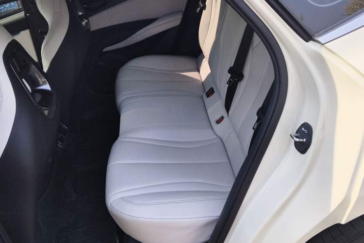 Used BYD Seal 06 New Energy 2024 DM-i 80KM Luxury Model