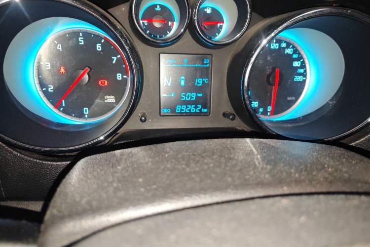 Used CHANGAN CS35 2015 1.6L Automatic Luxury Model China IV Standard
