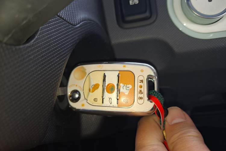 Used Wuling Hongguang MINIEV 2021 Macaron Fashion Model Lithium Iron Phosphate
