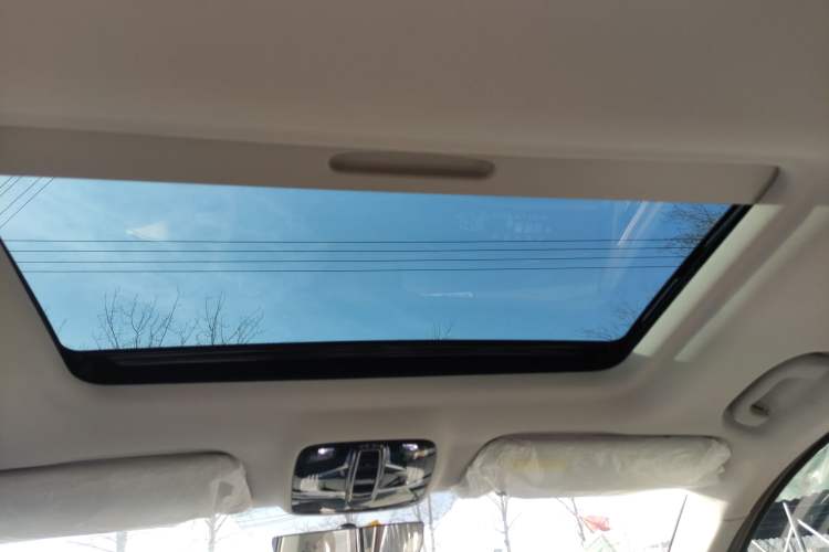 Used Roewe iMAX8 New Energy 2025 1.5T DMH Lu Zun Deluxe Edition
