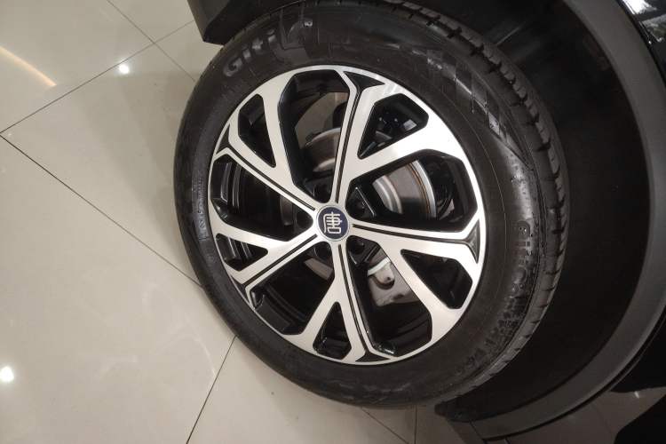 Used BYD Tang New Energy 2025 Intelligent Driving Version DM-i 115KM Prestige Edition