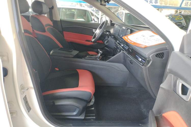 Used Baojun RC-6 2019 1.5T CVT Elite Version with 24-Hour Online Service
