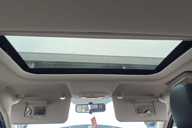 Used Ford Escort 2015 1.5L Automatic Fashion Model