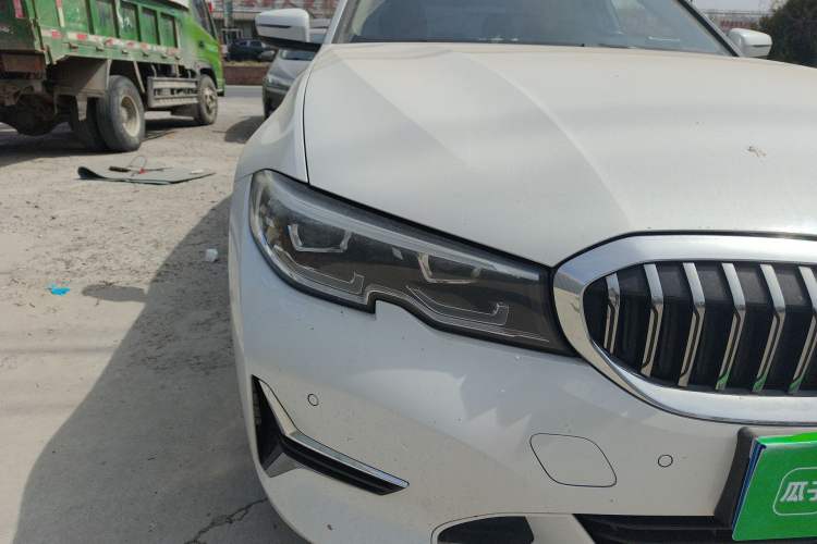 Used BMW 3 Series 2020 325Li First Edition Right Front Headlight