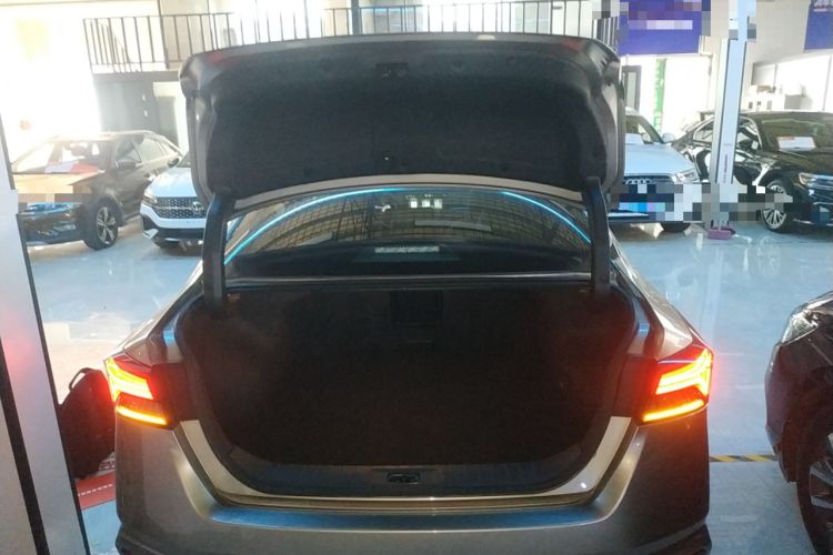 Used Nissan Teana 2022 2.0L XL-Upr Enjoyment Edition Trunk