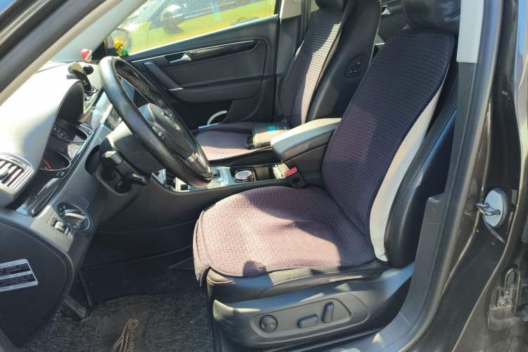 Used Volkswagen Magotan 2013 1.8TSI Premier Model Left Front Seat