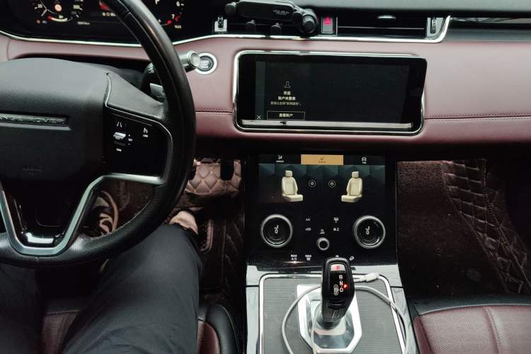 Used Land Rover Range Rover Evoque 2021 Range Rover Velar L 249PS R-Dynamic First Edition