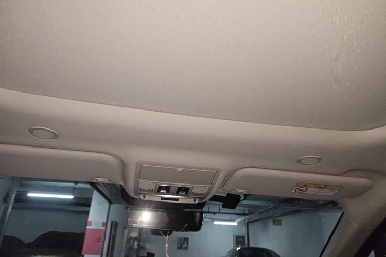 Used Land Rover Range Evoque 2021 Range Rover Velar L 249PS R-Dynamic First Edition
