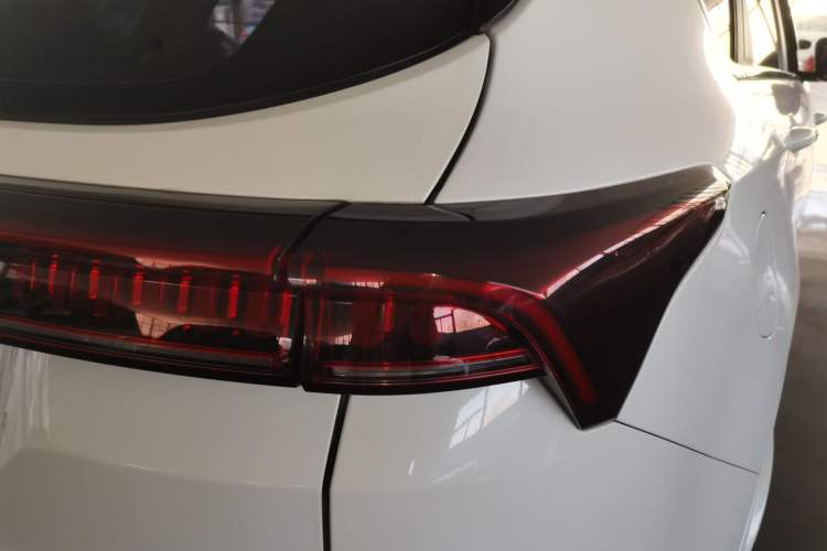 Used JETOUR X70 PLUS 2021 1.6T DCT Base 5-Seater
