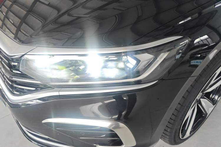 Used Volkswagen Passat 2023 330TSI Elite Edition
