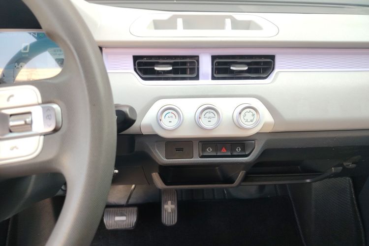 Used Chery QQ Ice Cream 2022 120km Conical Shape Lithium Iron Phosphate