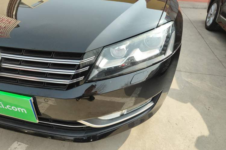 Used Volkswagen Passat 2015 1.8TSI DSG Ultimate Edition Left Front Headlight