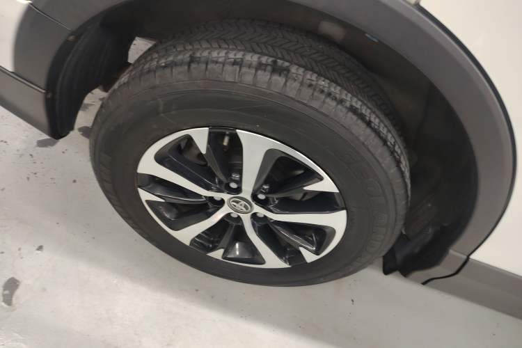 Used Toyota RAV4 2016 2.0L CVT Two-Wheel Drive Smart Edition China V Standard