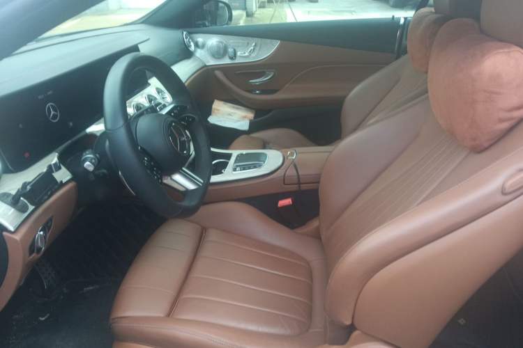 Used Mercedes-Benz E-Class 2021 E 300 Coupe Left Front Seat