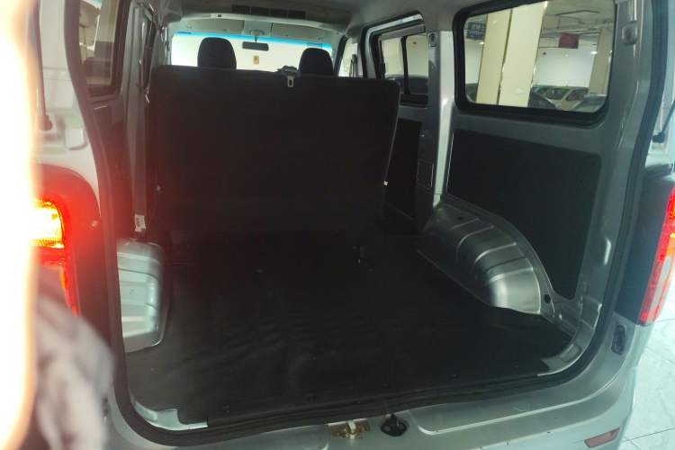 Used Chana Ruixing M60 2023 1.5L GDI Comfort-Class Passenger Vehicle 6/7 Seats
