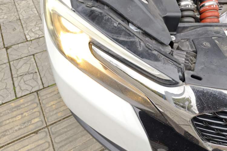 Used DS 6 2014 1.6T Luxury Edition THP160
