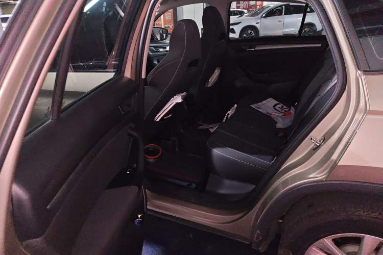 Used Skoda Kodiaq GT 2019 TSI330 Two-Wheel-Drive Standard Edition China VI Left Rear Seat