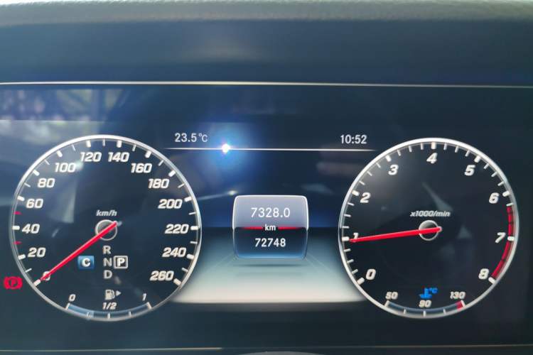 Used Mercedes-Benz E-Class 2018 Facelift E 200 L Sport Edition