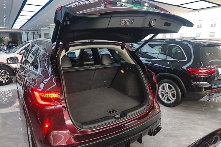 Used Infiniti QX50 2018 2.0T Two-Wheel Drive Fashion Edition Trunk