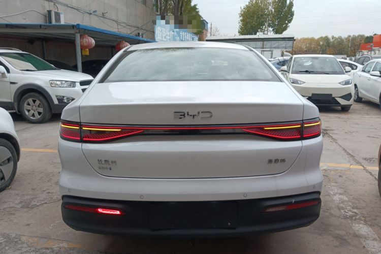 Used BYD Seal 05 DM-i 2026 DM-i 128KM Luxury Edition Exterior 4