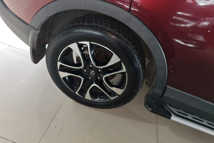 Used Soueast DX7 2015 1.5T Automatic Elite Model Right Rear Wheel Hub