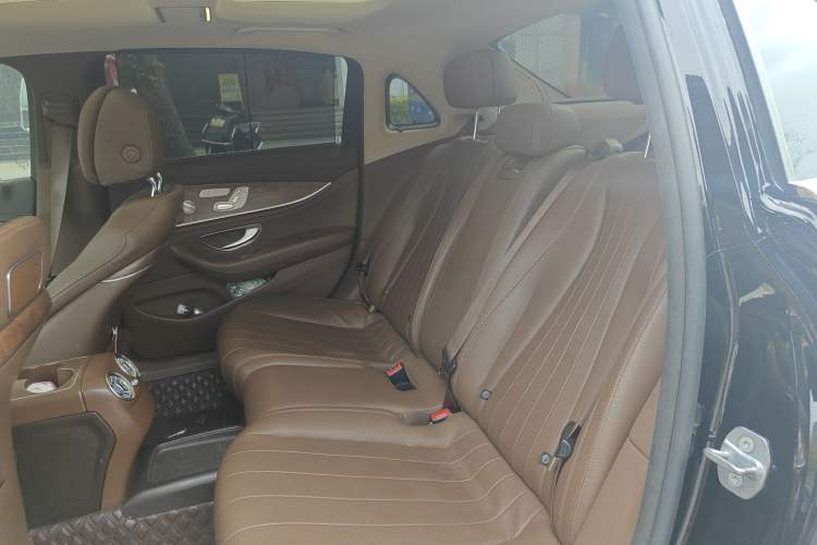 Used Mercedes-Benz E-Class 2019 Restyled E 300 L Luxury Edition Left Rear Seat