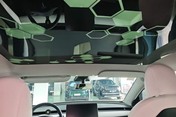 Used Tesla Model Y 2021 Long-Range All-Wheel-Drive Version 3D7
