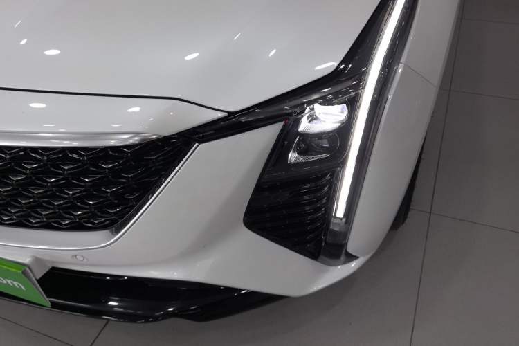 Used Cadillac CT5 2024 28T Luxury Pro Trim