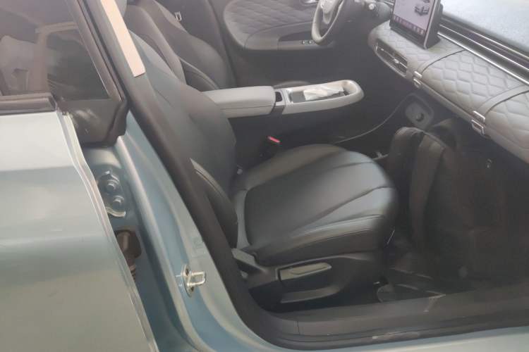 Used Dongfeng NAMMI 01 2024 430 Plus Smart+ Right Front Seat
