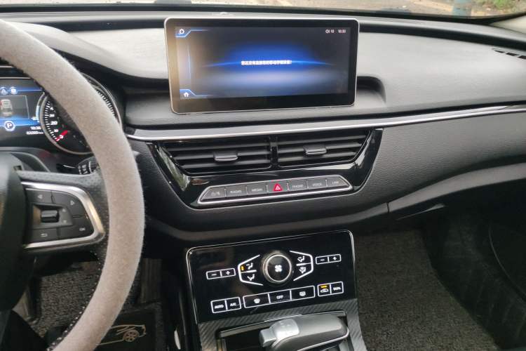 Used Hongqi H5 2019 30TD Dynamic Edition
