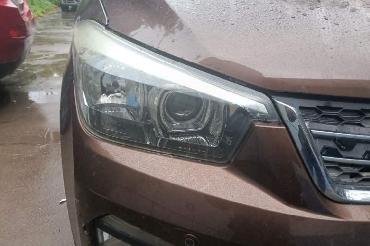 Used Wuling Hongguang 2016 1.5L S1 Deluxe Model China V-standard
