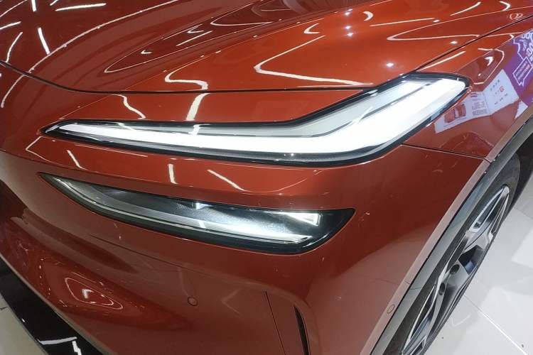 Used ONVO L60 2024 60 kWh Rear-Drive Version