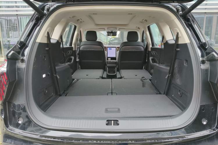 Used Hongqi HS7 PHEV 2024 2.0T PHEV Four-Wheel Drive Flagship Edition 6 Seats Trunk