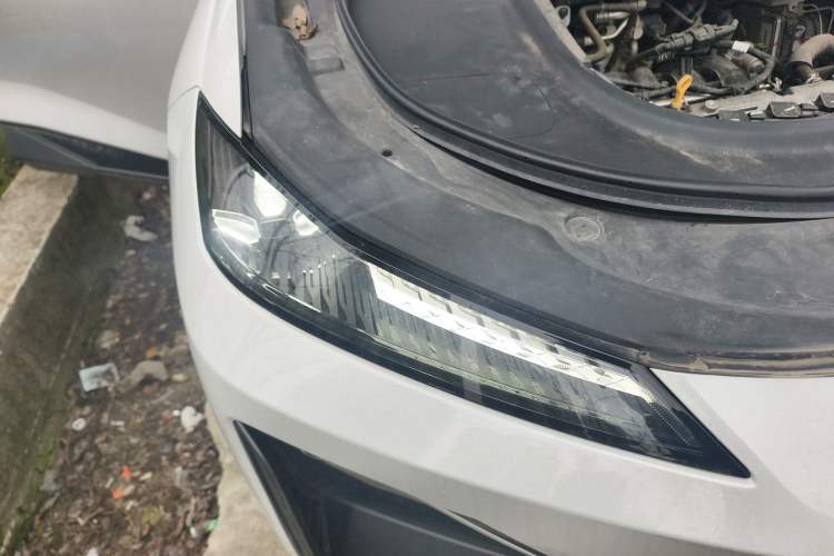 Used Deepal S07 2023 121Max Range-Extended Version Right Front Headlight