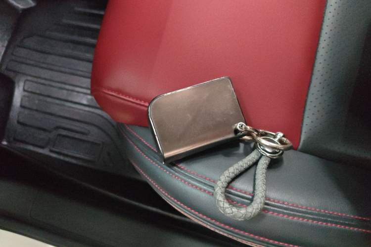 Used Lynk & Co 06 2020 1.5T JinPro model
