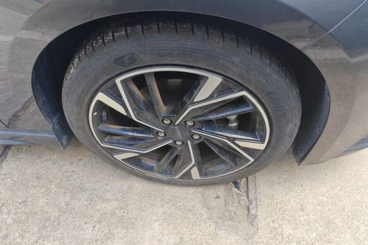 Used Lynk & Co 03 2023 1.5TD DCT JingPro
