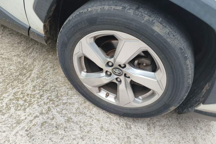 Used Toyota RAV4 2020 2.0L CVT 4x4 Trend Edition