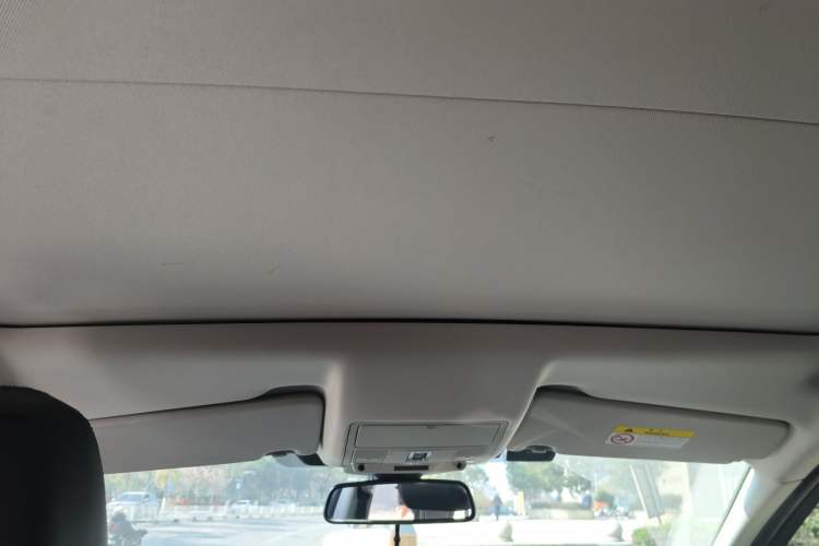 Used Land Rover Discovery Sport 2018 240 PS SE Version