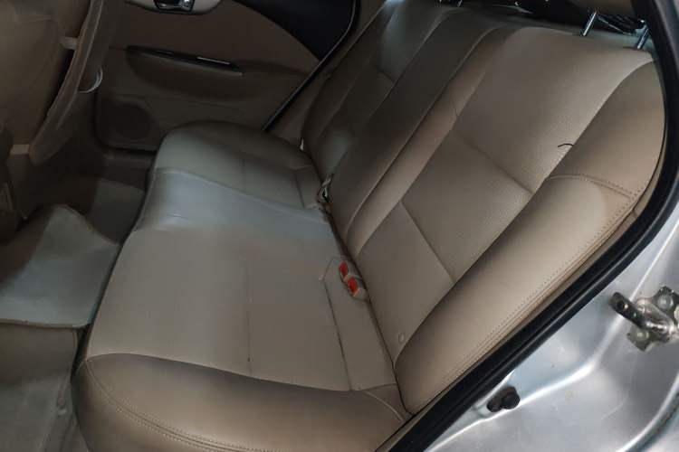 Used Buick Excelle 2013 1.5L Manual Classic Model