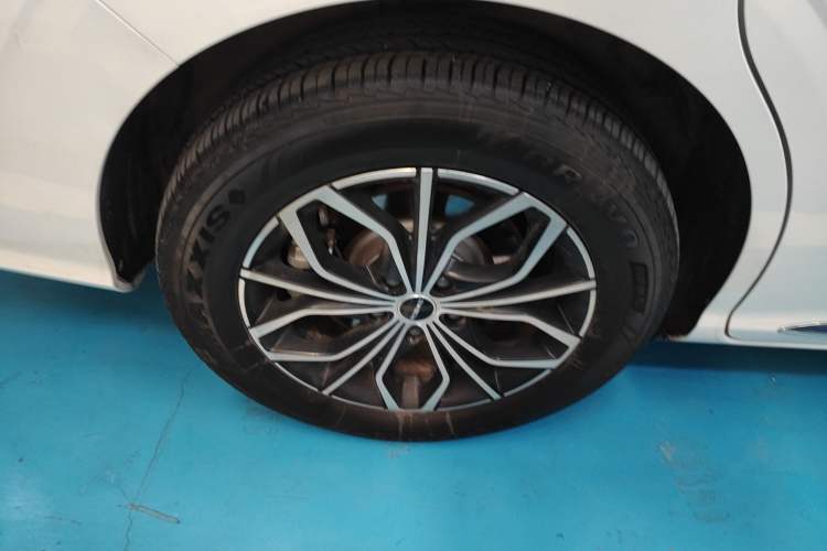 Used Roewe iMAX8 New Energy 2025 1.5T DMH Lu Zun Deluxe Edition