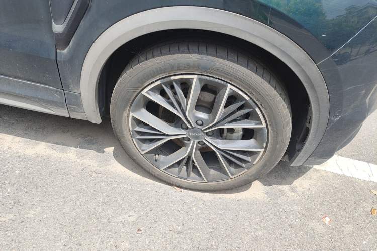 Used Lynk & Co 05 2023 2.0TD Two-Wheel Drive Shine Halo
