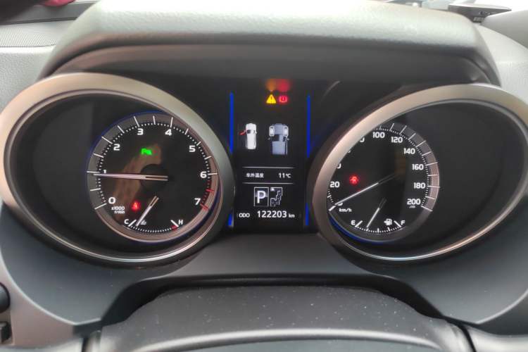 Used Toyota Prado 2016 3.5L Automatic TX-L Instrument Cluster