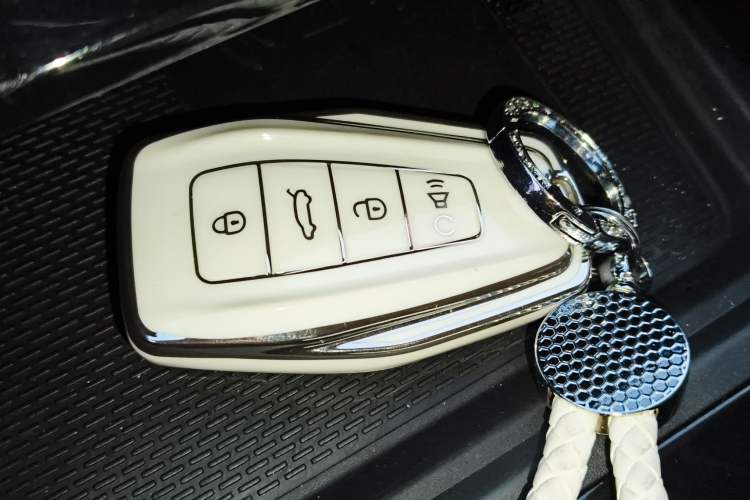 Used Geely Auto FX11 2023 1.5TD DCT Prestige Edition