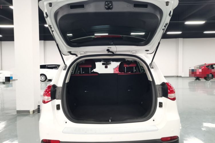 Used Haval H2 2018 Chuanxiang Edition 1.5T Dual-Clutch Two-Wheel Drive ZhiShang Model China V Standard
